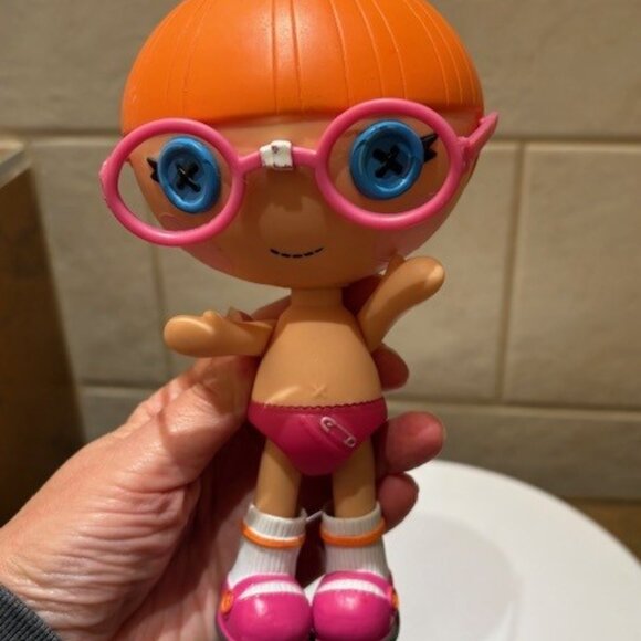 2011 Lalaloopsy Littles Doll Specs Reads A Lot MGA Entertainment Girl Glasses - Picture 3 of 10